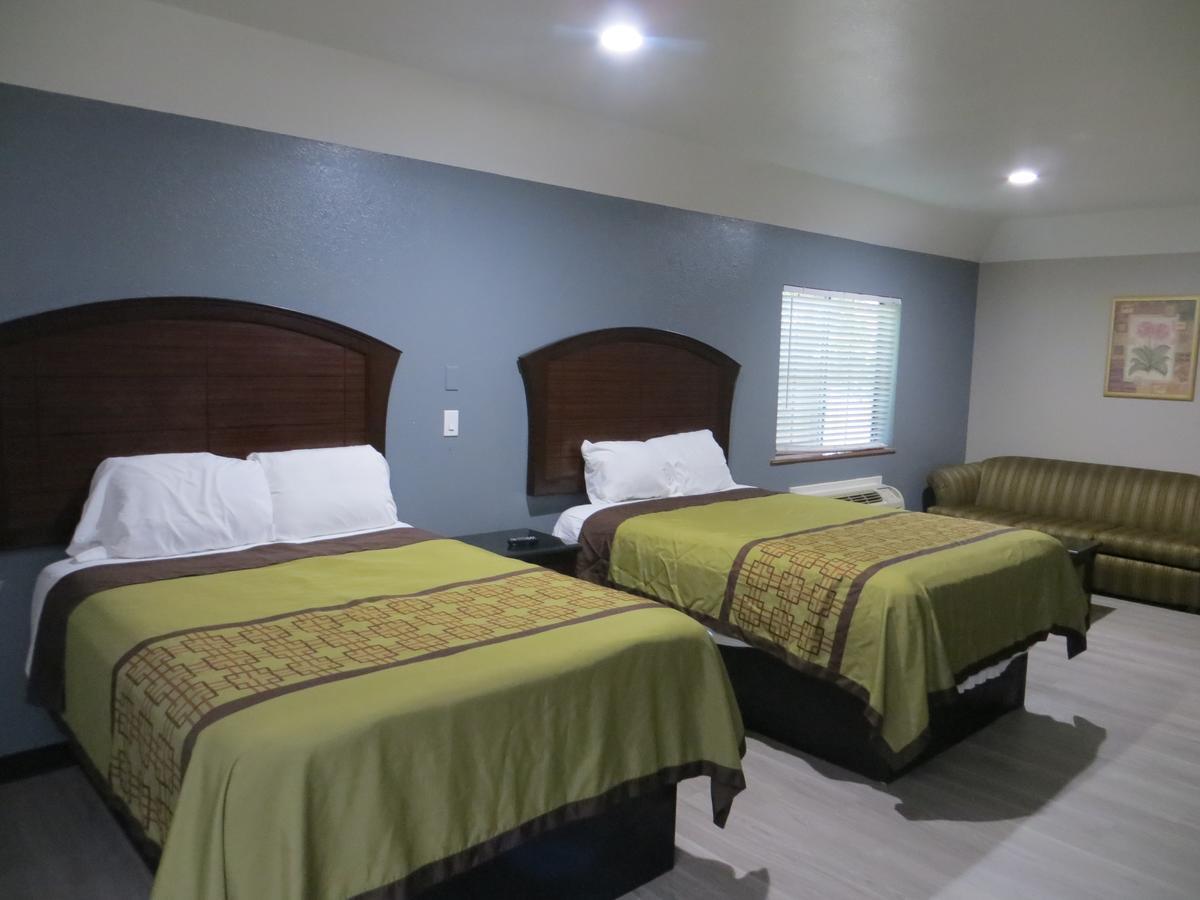 Regency Suites Iah Beltway 8 Houston Exterior foto